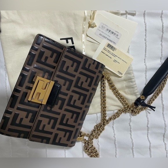 Fendi shoulder bag - Picture 2 of 3